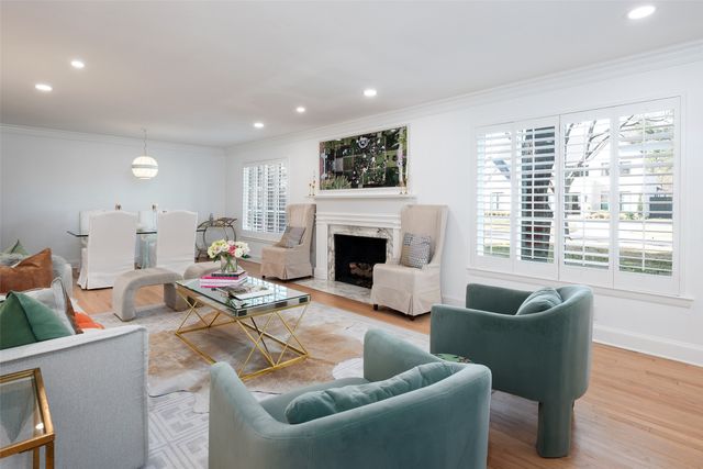 5820 Royal Crest Drive, Dallas, TX 75230