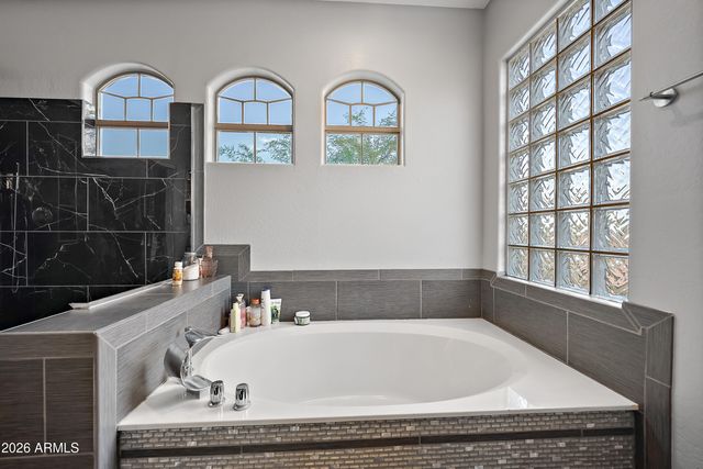18333 W ESTES Way, Goodyear, AZ 85338