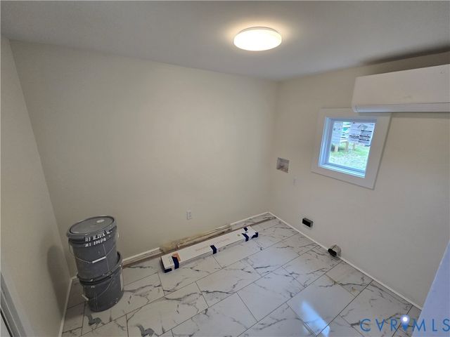 736 Harding St, Petersburg, VA 23803
