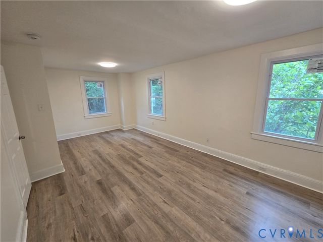 736 Harding St, Petersburg, VA 23803