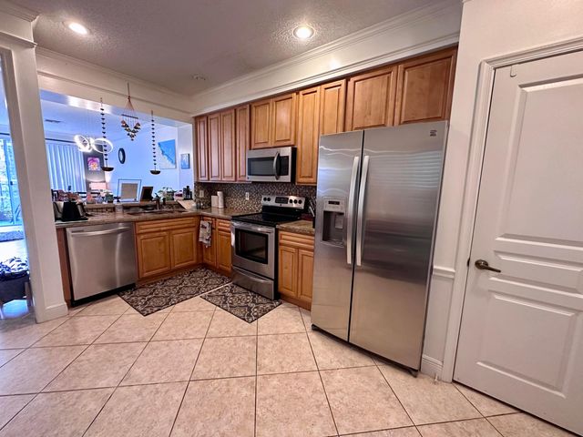 5425 Grand Park Place, Boca Raton, FL 33486