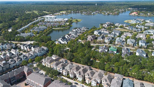 23 Olmstead Row, The Woodlands, TX 77380