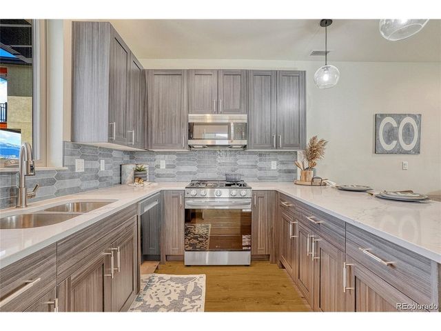 114 Cotopaxi Ln A, Salida, CO 81201