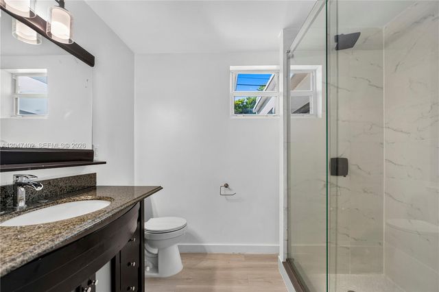 5800 Taylor St 2, Hollywood, FL 33021