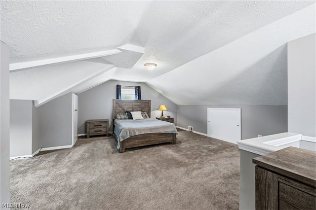 8327 Renwood Drive, Parma, OH 44129