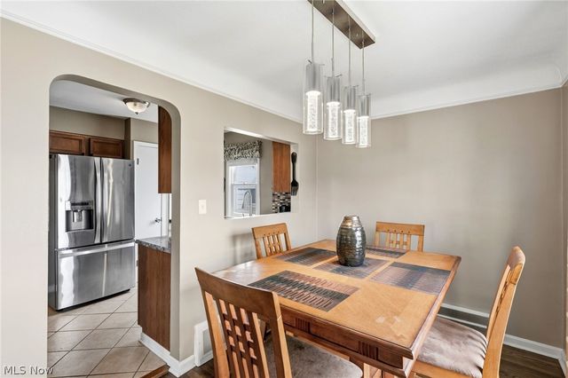 8327 Renwood Drive, Parma, OH 44129