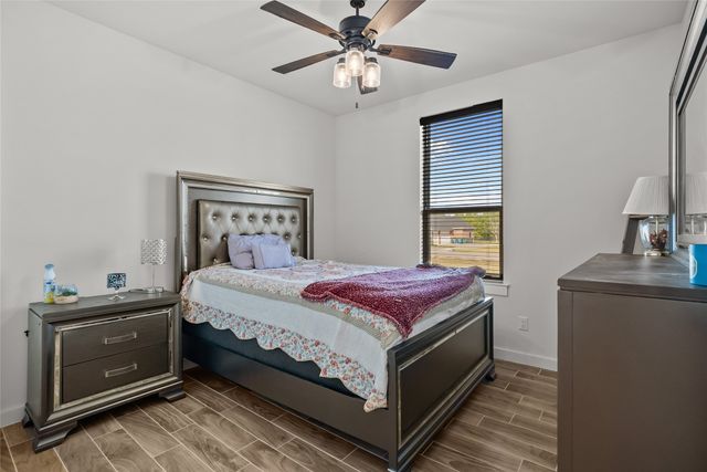 134 Buddy Court, Millsap, TX 76066