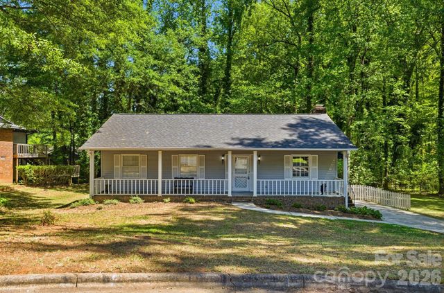 708 Hickory Hill Court, Gastonia, NC 28054