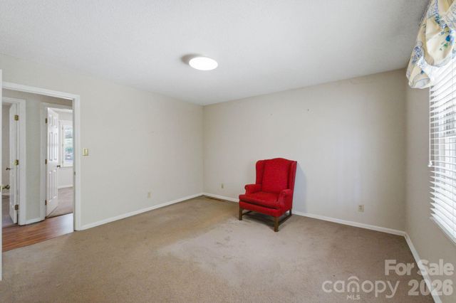 708 Hickory Hill Court, Gastonia, NC 28054