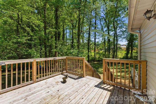 708 Hickory Hill Court, Gastonia, NC 28054