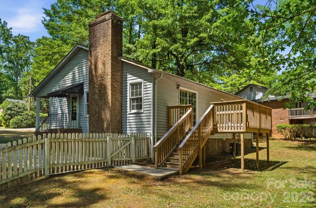 708 Hickory Hill Court, Gastonia, NC 28054