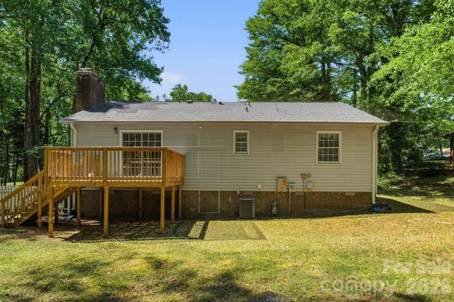 708 Hickory Hill Court, Gastonia, NC 28054