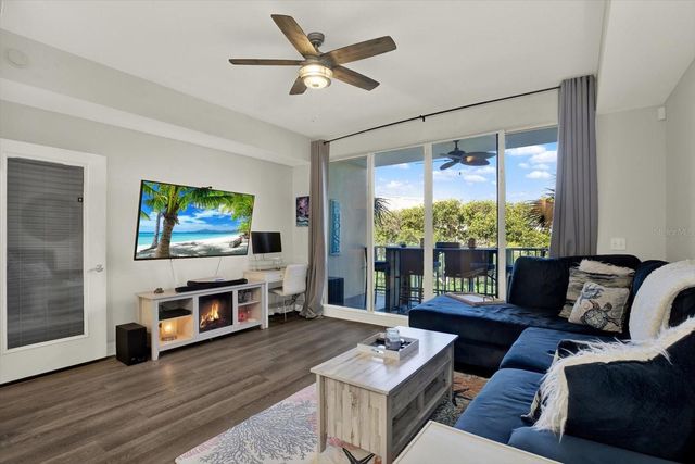 436 BAHIA BEACH BOULEVARD, Ruskin, FL 33570