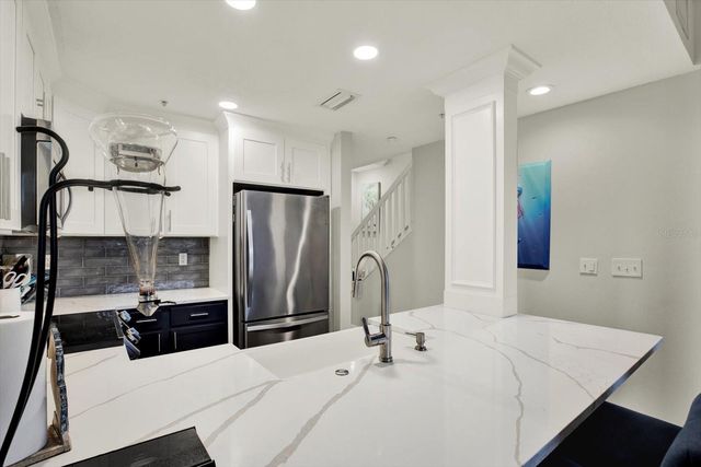 436 BAHIA BEACH BOULEVARD, Ruskin, FL 33570