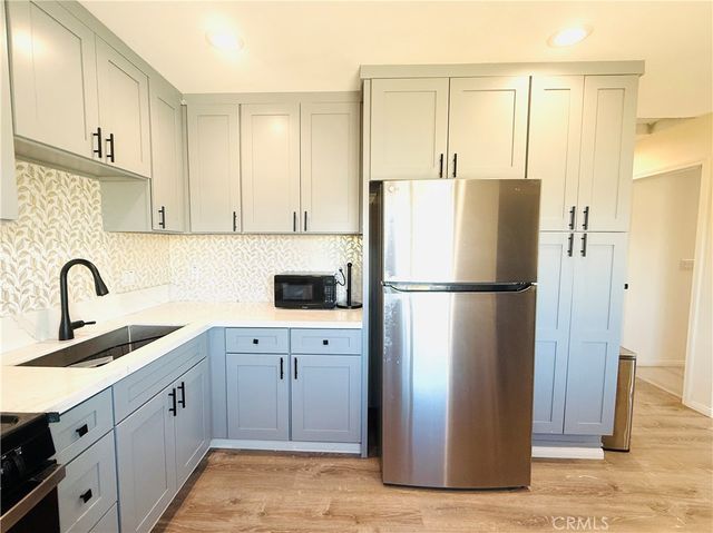 14080 Mohawk, Apple Valley, CA 92307