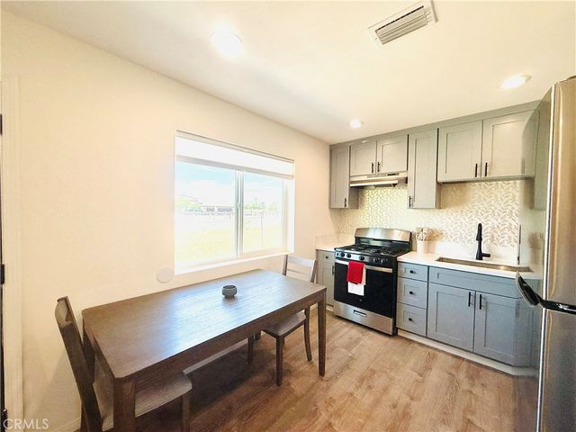 14080 Mohawk, Apple Valley, CA 92307