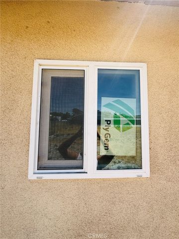 14080 Mohawk, Apple Valley, CA 92307