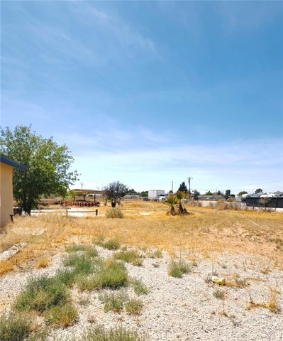 14080 Mohawk, Apple Valley, CA 92307