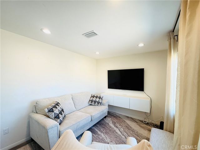 14080 Mohawk, Apple Valley, CA 92307