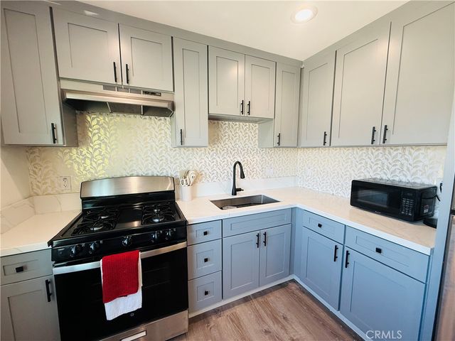 14080 Mohawk, Apple Valley, CA 92307