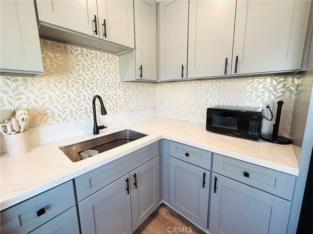 14080 Mohawk, Apple Valley, CA 92307