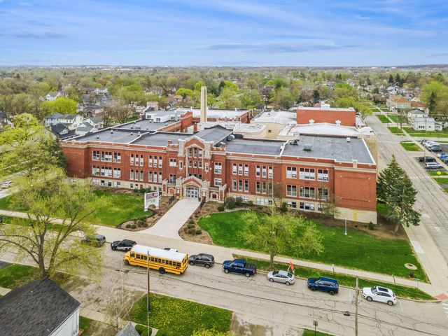 324 E 13th Street, Lockport, IL 60441