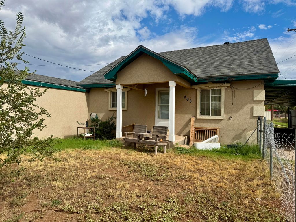 408 W 9th Street, Denver City, TX 79323