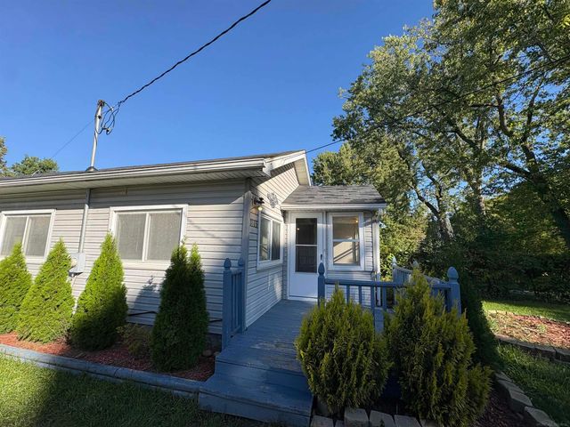 3185 Delaney Street, Flint, MI 48506