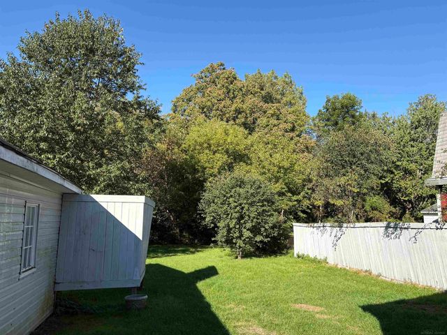 3185 Delaney Street, Flint, MI 48506