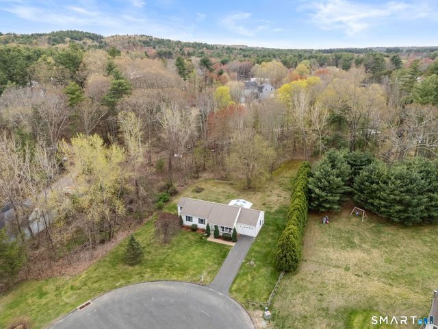 8 Crystal Ball Court, Ellington, CT 06029