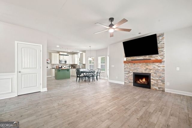 612 Ocean Avenue, Canton, GA 30114