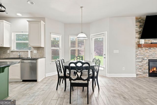 612 Ocean Avenue, Canton, GA 30114