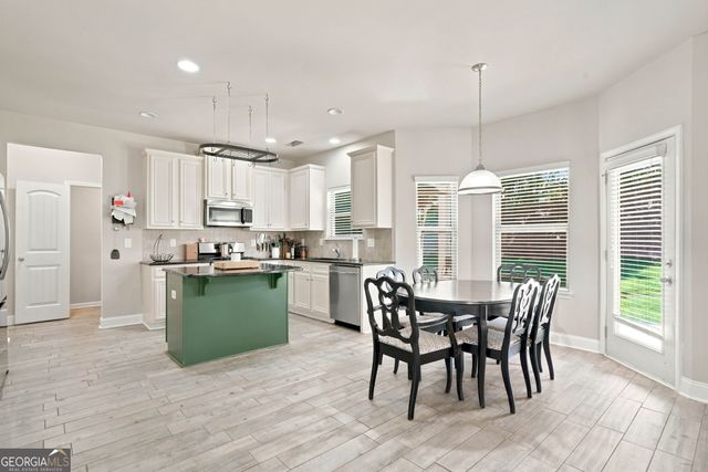 612 Ocean Avenue, Canton, GA 30114