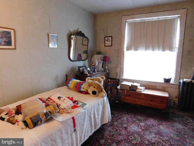 127 N GREENWOOD ST, Tamaqua, PA 18252