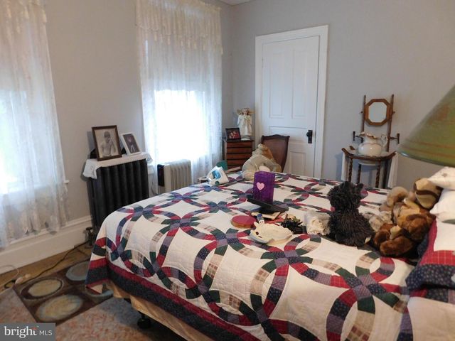 127 N GREENWOOD ST, Tamaqua, PA 18252