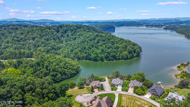 6309 Coves Edge Tr, Russellville, TN 37860