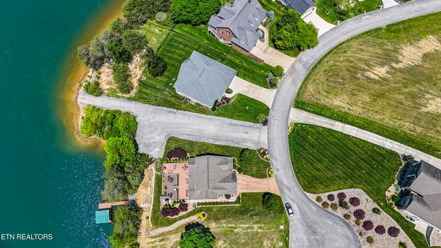 6309 Coves Edge Tr, Russellville, TN 37860