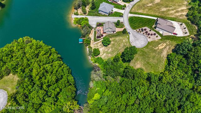 6309 Coves Edge Tr, Russellville, TN 37860