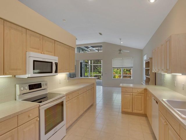 7211 Marsh Terrace, Port St Lucie, FL 34986