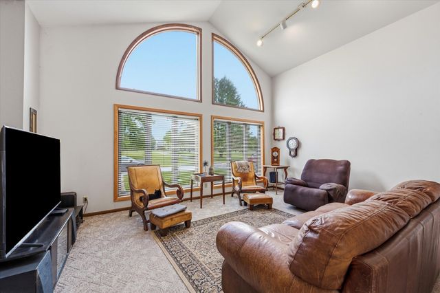 4521 Saline Waterworks Road, Saline, MI 48176