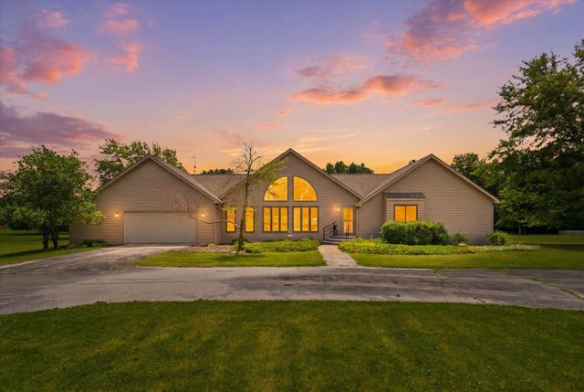 4521 Saline Waterworks Road, Saline, MI 48176
