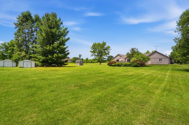 4521 Saline Waterworks Road, Saline, MI 48176