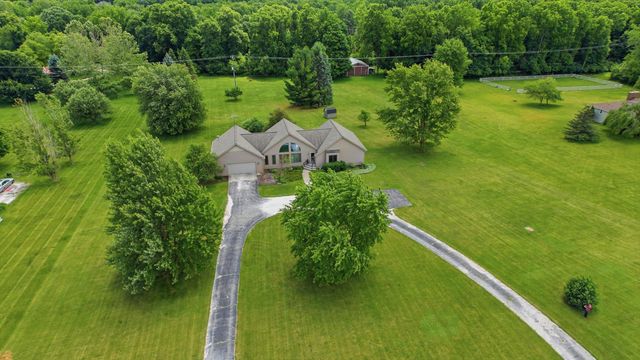 4521 Saline Waterworks Road, Saline, MI 48176