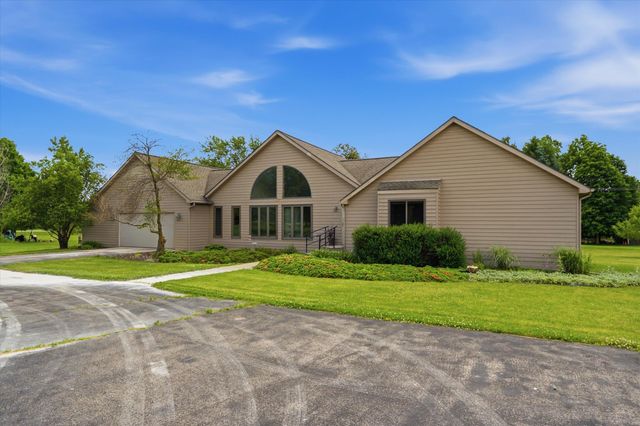 4521 Saline Waterworks Road, Saline, MI 48176