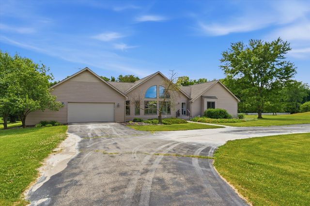 4521 Saline Waterworks Road, Saline, MI 48176