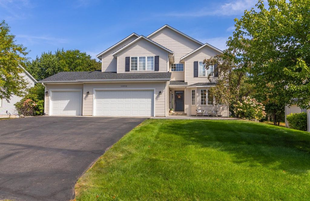 16808 Interlachen Boulevard, Lakeville, MN 55044 — photo 2