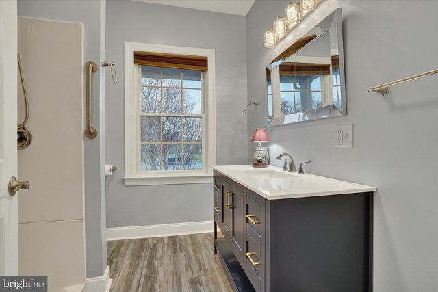 1415 WINTERBERRY DR, York, PA 17406