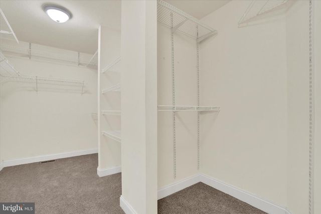 1415 WINTERBERRY DR, York, PA 17406