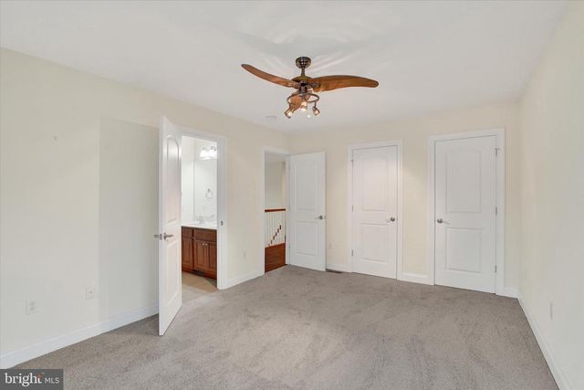 1415 WINTERBERRY DR, York, PA 17406