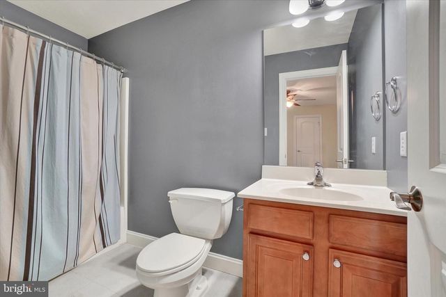 1415 WINTERBERRY DR, York, PA 17406